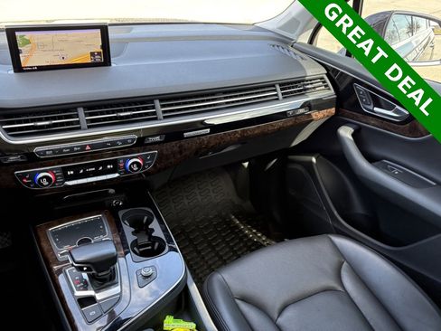 Used 2018 Audi Q7 3.0T Prestige w/ Prestige Package image 14