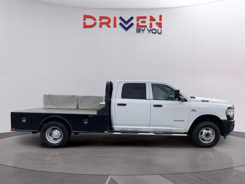 Used 2022 RAM 3500 Tradesman image 7