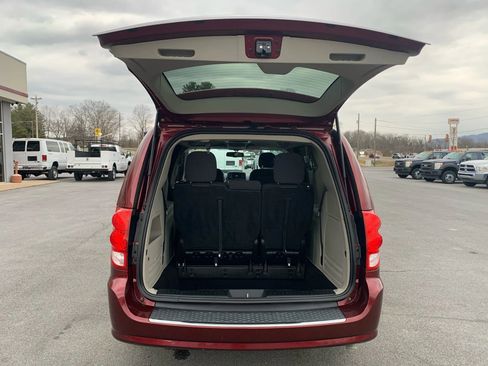Used 2017 Dodge Grand Caravan SE w/ Power Window Group image 29