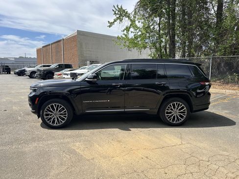 Used 2025 Jeep Grand Cherokee L Summit AWD/4WD image 6
