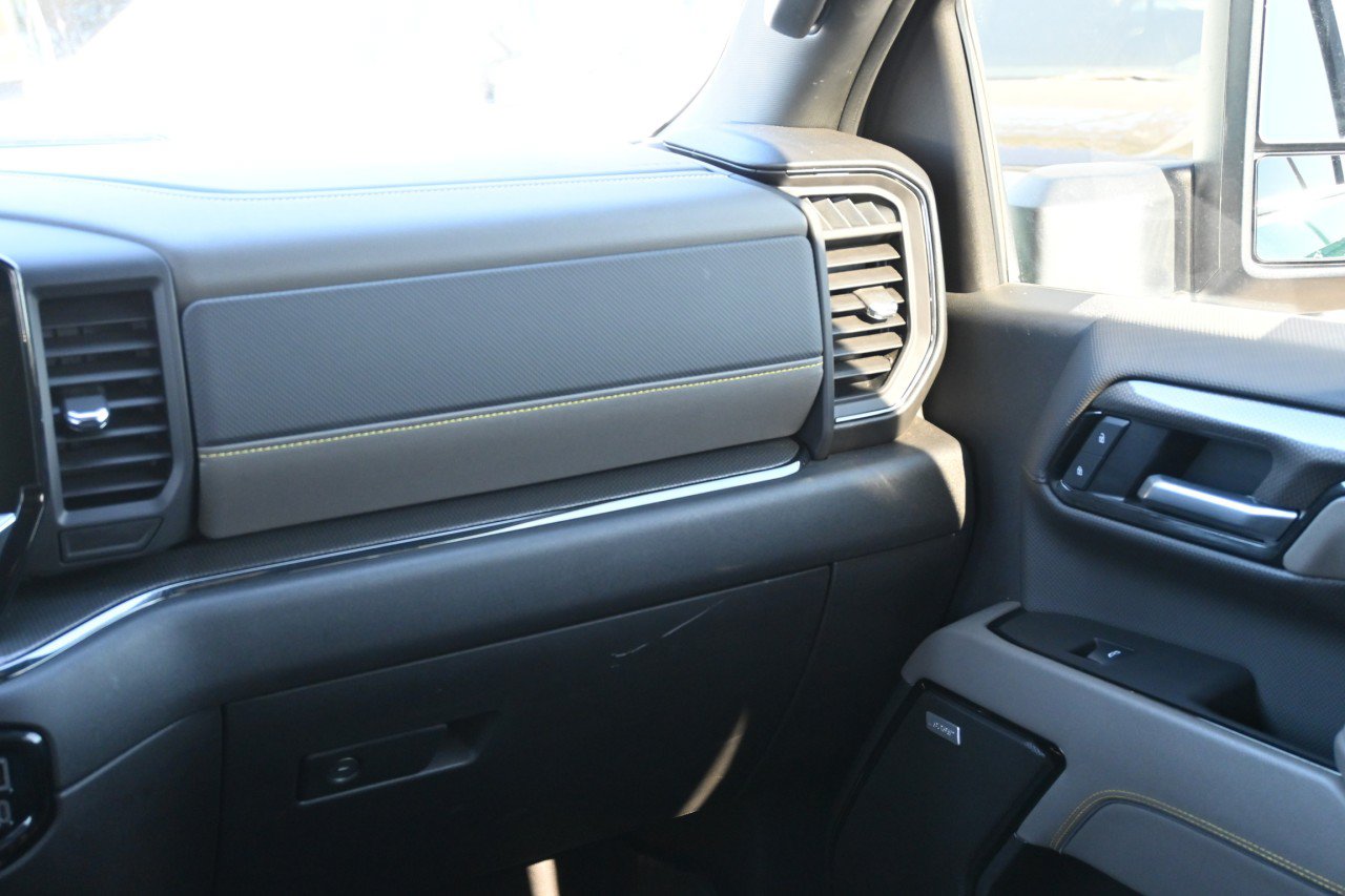 Certified 2025 Chevrolet Silverado 2500 ZR2 w/ ZR2 Bison Edition AWD/4WD image 8