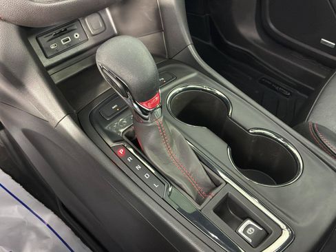 Used 2024 Chevrolet Equinox RS w/ RS Leather Package AWD/4WD image 28