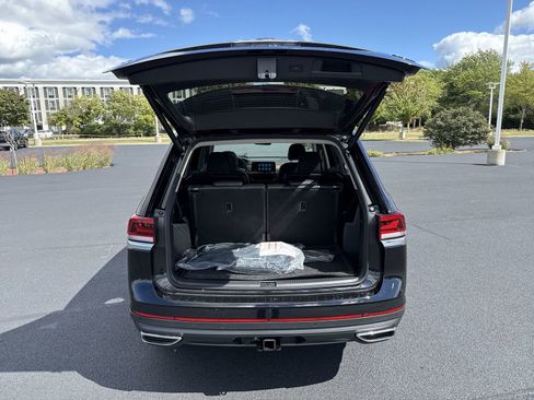 New 2026 Volkswagen Atlas SE image 26