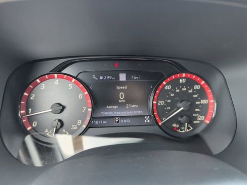 Used 2023 Nissan Frontier PRO-4X w/ Pro Convenience Package AWD/4WD image 20