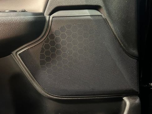 Used 2020 Honda CR-V EX-L image 11
