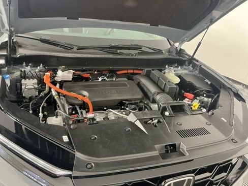 Used 2025 Honda CR-V Sport-L image 28