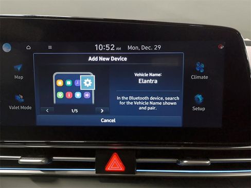 Used 2024 Hyundai Elantra SEL image 14