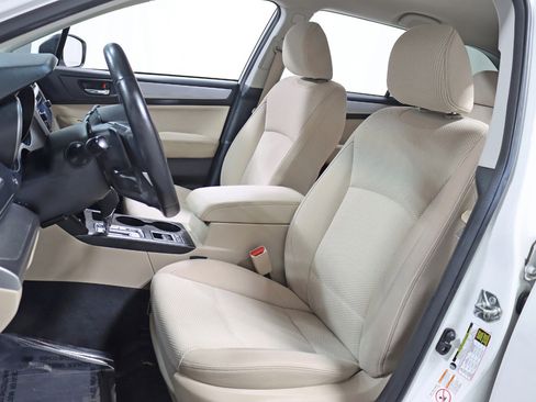 Used 2019 Subaru Outback 2.5i Premium image 24