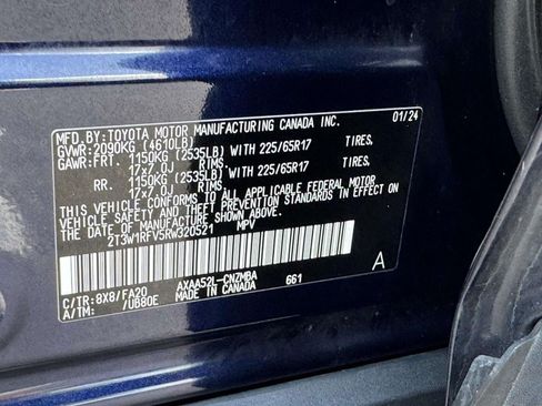 Used 2024 Toyota RAV4 XLE FWD image 27