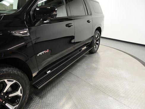 New 2026 GMC Yukon XL AT4 w/ AT4 Premium Plus Package AWD/4WD image 4