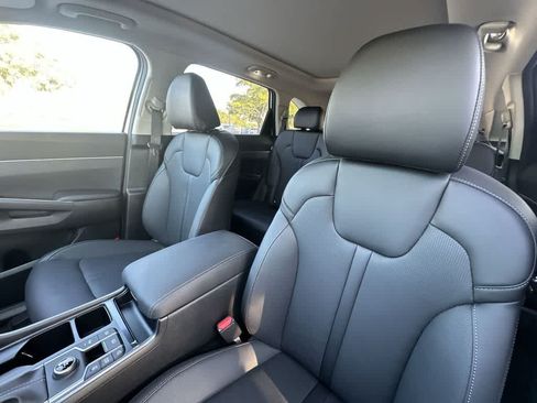 Used 2026 Kia Sorento S w/ S Panoramic Sunroof Package FWD image 14