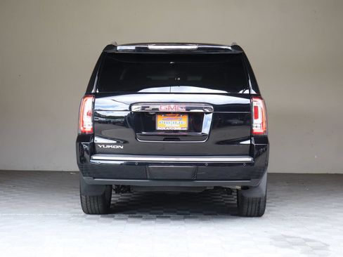 Used 2020 GMC Yukon Denali w/ Denali Ultimate Package AWD/4WD image 13