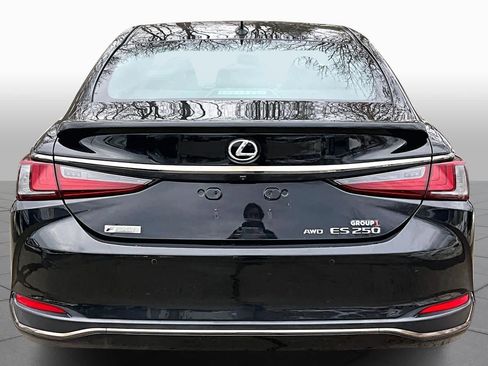 Used 2021 Lexus ES 250 F Sport w/ Accessory Package 2 image 5