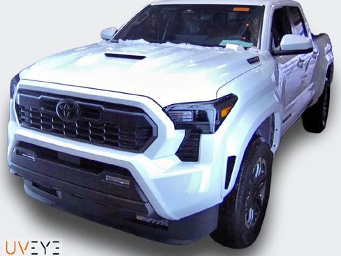 New 2026 Toyota Tacoma TRD Sport image 2