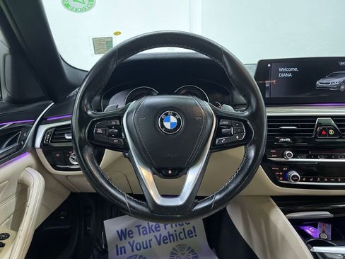 Used 2018 BMW 530i RWD image 19