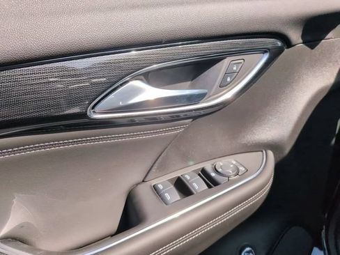 Certified 2023 Buick Envision Preferred w/ Sport Touring Package AWD/4WD image 18