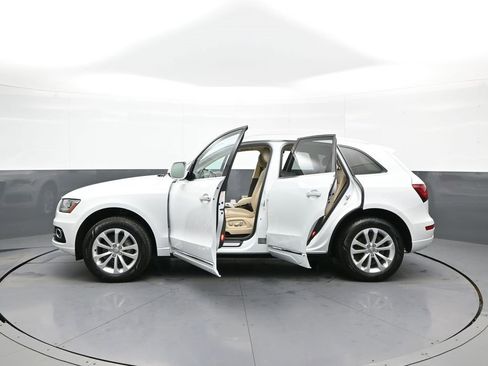 Used 2016 Audi Q5 2.0T Premium Plus w/ Technology Package image 43