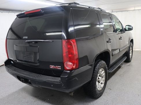 Used 2007 GMC Yukon SLT w/ SLT Preferred Equipment Group AWD/4WD image 6