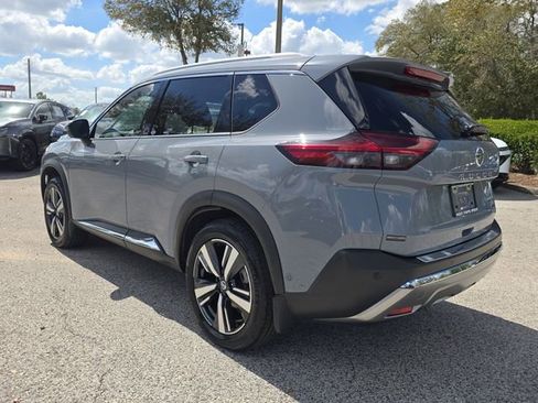 Certified 2021 Nissan Rogue Platinum image 5