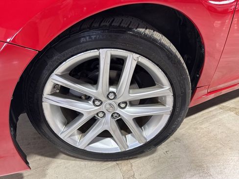 Used 2017 Lexus CT 200h w/ Navigation System Package image 2