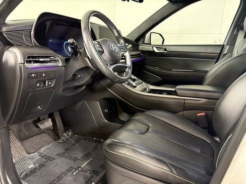 Used 2024 Hyundai Palisade Calligraphy image 22