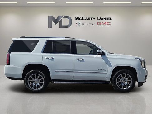 Certified 2017 GMC Yukon Denali AWD/4WD image 15