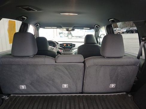 Used 2021 Honda Passport Sport image 9