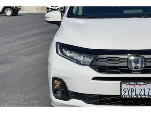Certified 2026 Honda Odyssey EX-L image 30