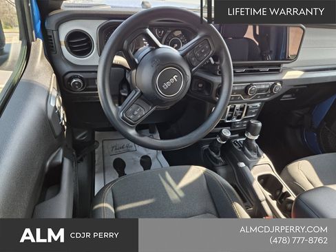 New 2026 Jeep Gladiator Sport AWD/4WD image 12
