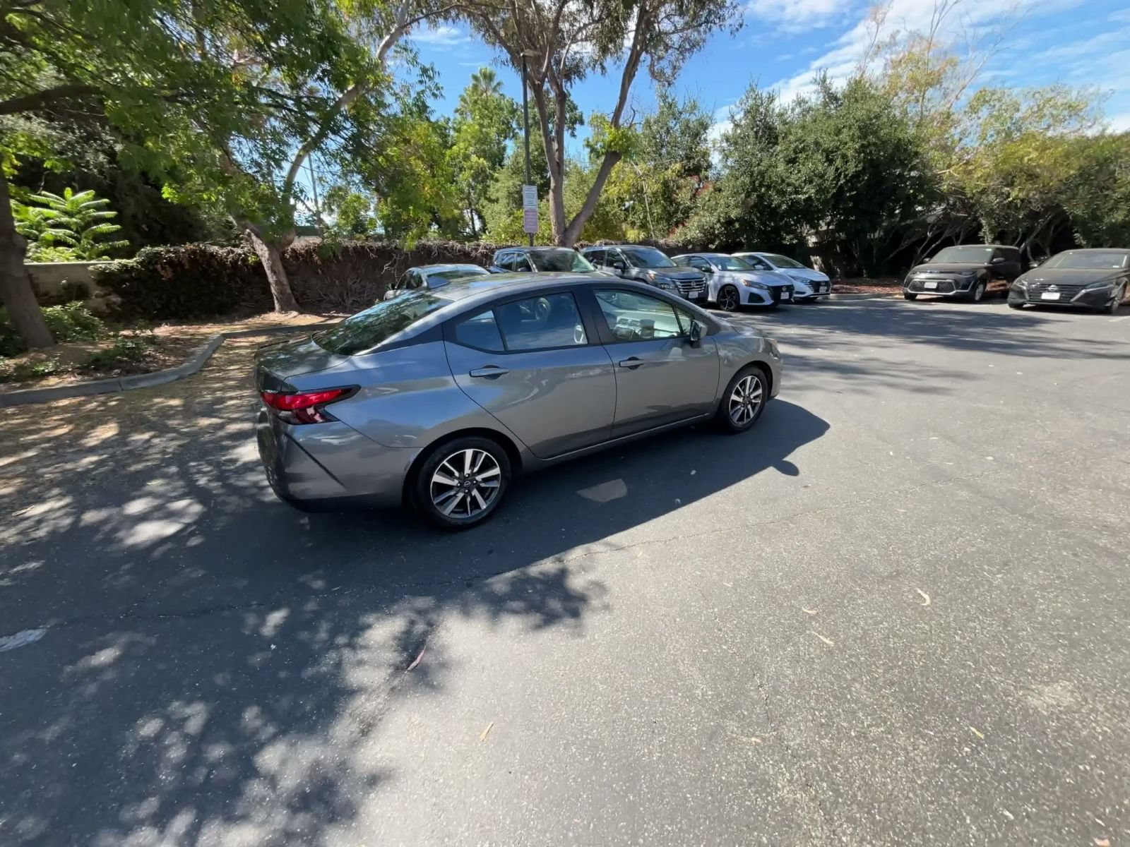 Used 2025 Nissan Versa SV FWD image 14