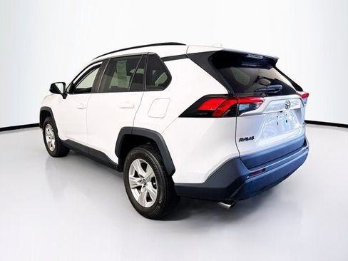 Used 2021 Toyota RAV4 XLE w/ Convenience Package AWD/4WD image 7