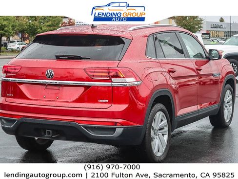 Used 2022 Volkswagen Atlas Cross Sport SE image 4