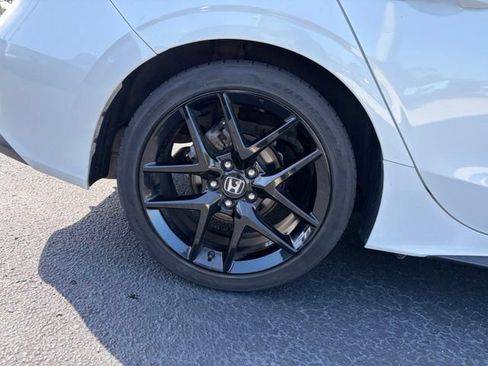 Used 2024 Honda Civic Sport image 7