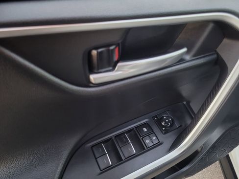 Used 2024 Toyota RAV4 Adventure image 15