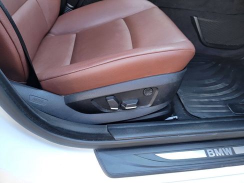 Used 2013 BMW 528i Sedan RWD image 19