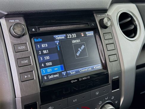 Used 2017 Toyota Tundra SR5 image 28