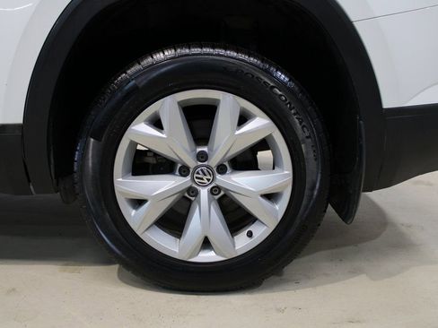 Used 2018 Volkswagen Atlas Launch Edition image 11