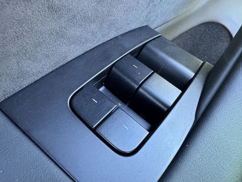 Used 2024 Tesla Model 3 Performance image 10