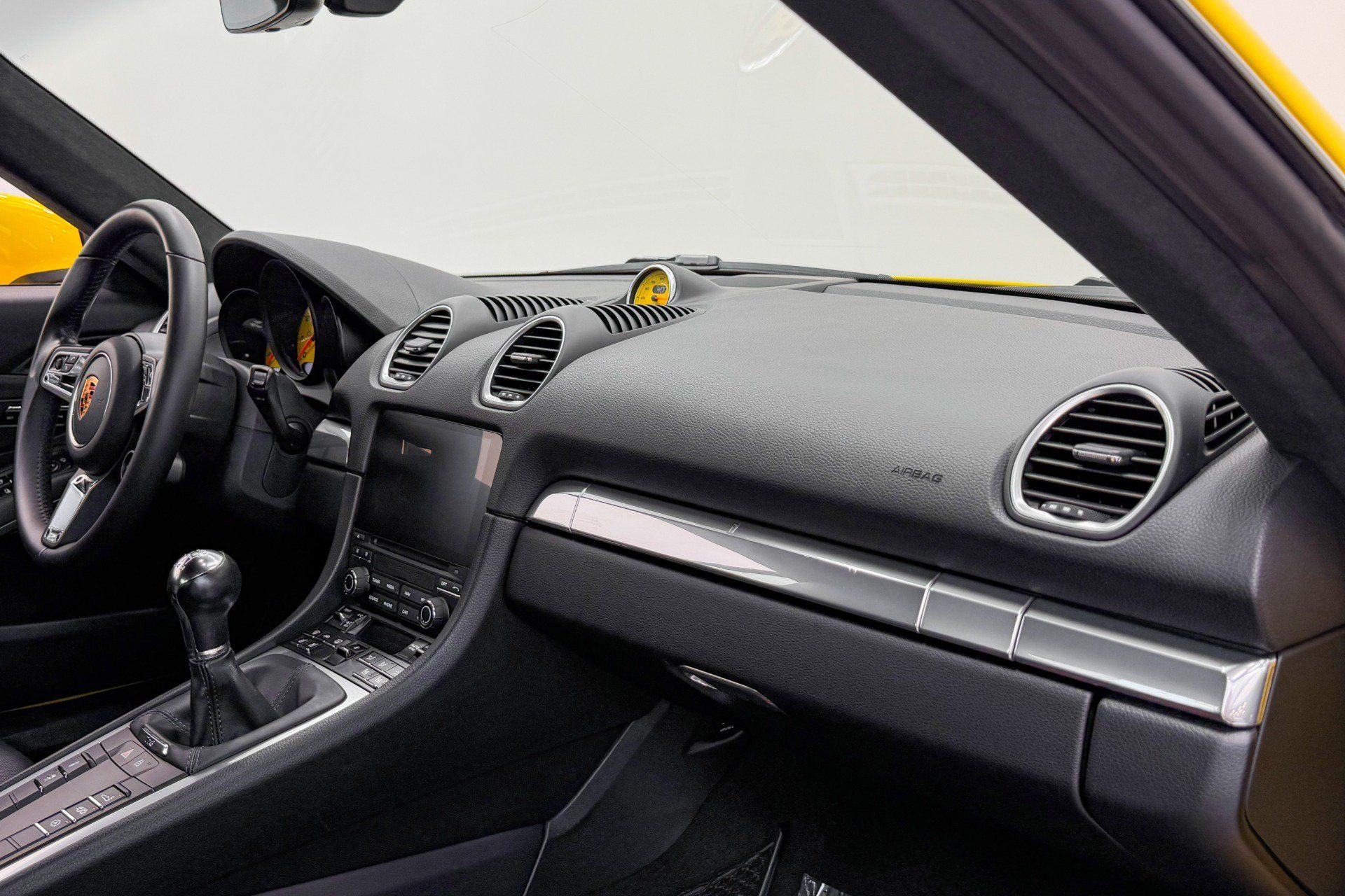 Used 2023 Porsche 718 Cayman GTS RWD image 14