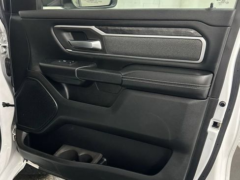 Used 2019 RAM 1500 Big Horn AWD/4WD image 36