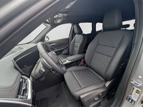 Used 2026 BMW X1 xDrive28i w/ Technology Package AWD/4WD image 4