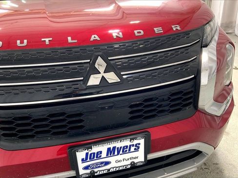 Used 2022 Mitsubishi Outlander SEL image 7