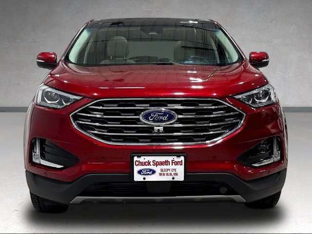 Used 2019 Ford Edge Titanium w/ Equipment Group 301A AWD/4WD image 3