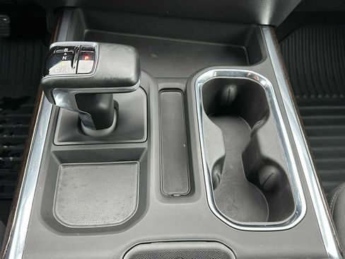 Used 2025 GMC Sierra 1500 Elevation w/ Preferred Package image 36