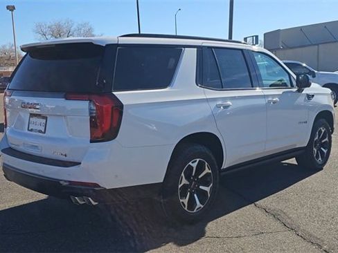 New 2026 GMC Yukon AT4 w/ AT4 Premium Plus Package image 8