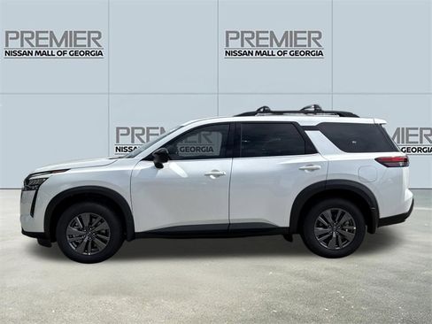 New 2026 Nissan Pathfinder SV w/ SV Premium Package FWD image 23