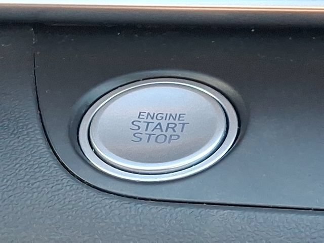 Certified 2023 Hyundai Elantra Limited FWD image 23