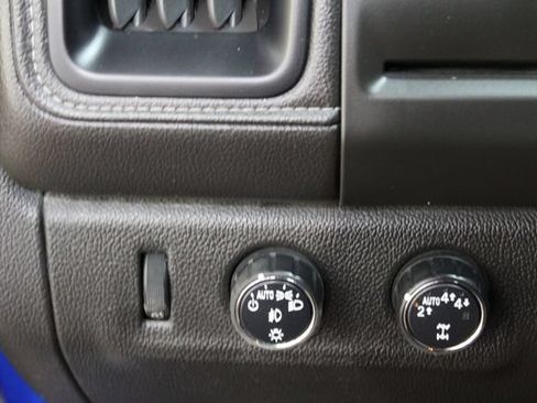 Used 2018 GMC Canyon SLE w/ SLE Convenience Package AWD/4WD image 15