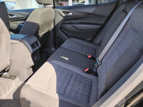 Used 2022 Chevrolet Equinox LT image 17