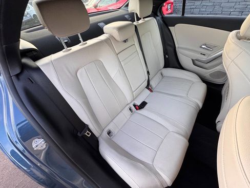 Used 2019 Mercedes-Benz A 220 4MATIC image 33